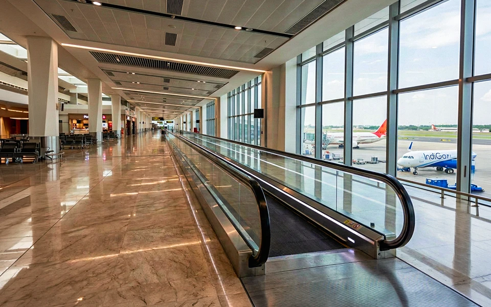 Moving walkways inside a modern airport terminal